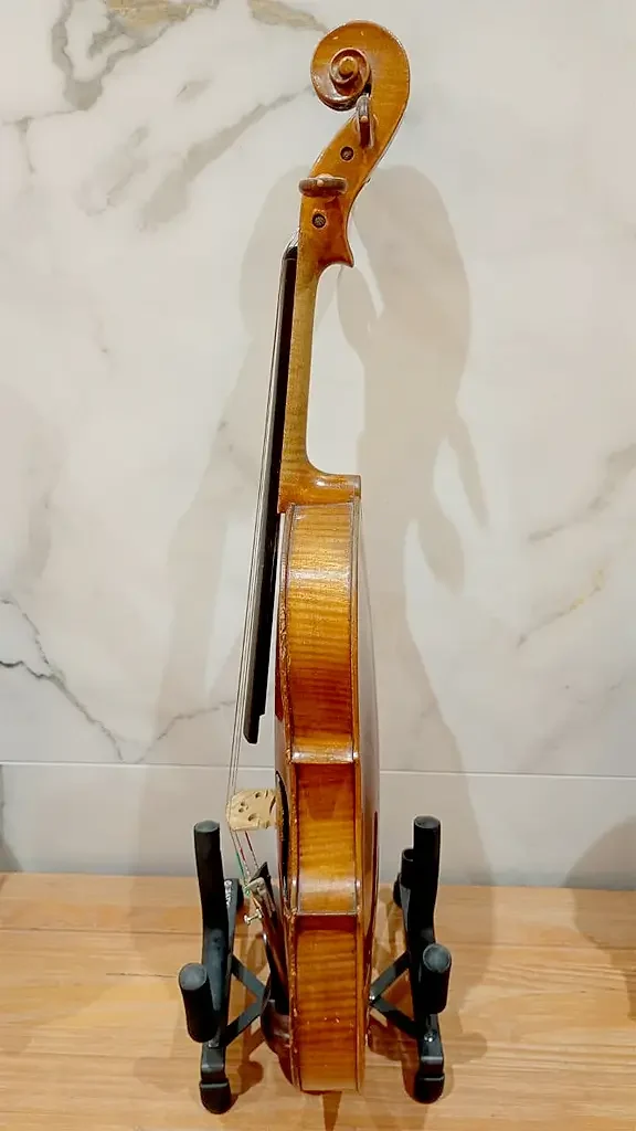 Violino-Alemao-Antigo-lateral