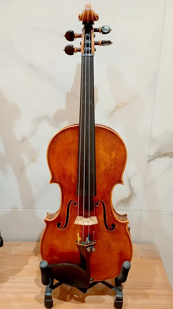 Violino-Ivan-Labussiere-ano-2010-frente